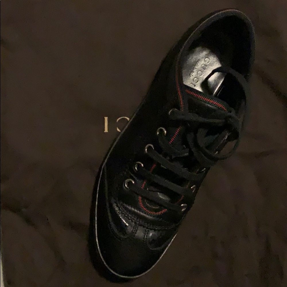 Black Gucci sneakers 👟
